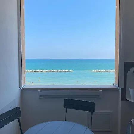 Non Dista Appartamentino Sul Mare Lägenhet *